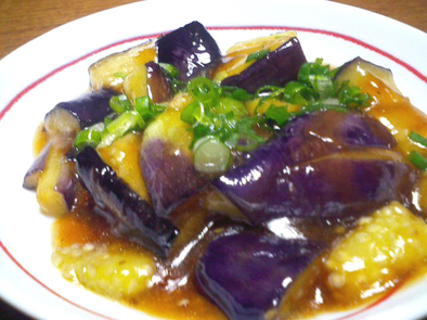 揚げ茄子のあんかけ＝台湾家庭料理の写真