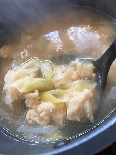 余った鶏団子のタネで☆簡単中華スープの写真