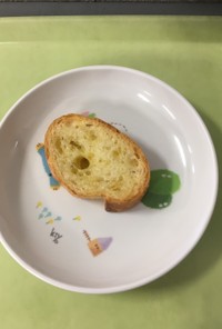【保育園】フランスパンのシュガーラスク
