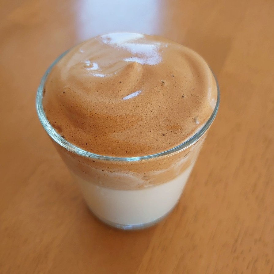 豆乳でヘルシーに☆ダルゴナコーヒー☆の画像