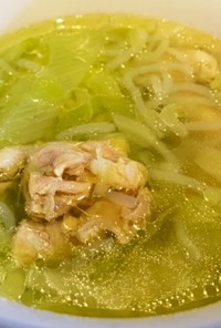 鶏がらスープの素で簡単！野菜スープ
