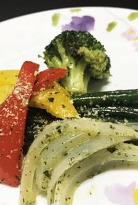 彩り野菜のジェノベソース和え弁当・付け合
