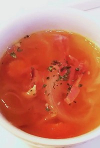 トマト嫌いでも食べる！簡単玉ねぎスープ