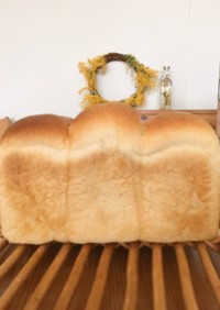 あこのシンプルな食パン