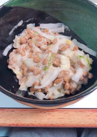 我が家の定番納豆と白菜の浅漬け