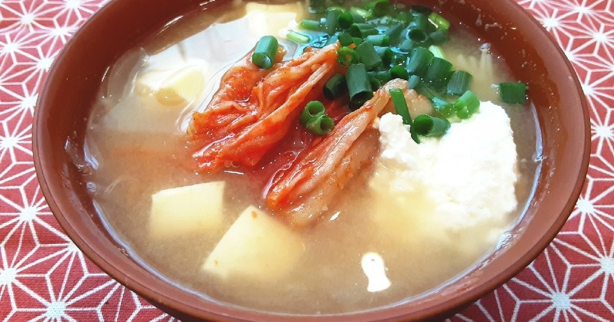 味噌汁にキムチとカッテージチーズを乗せて レシピ 作り方 By あーこ姐 クックパッド 簡単おいしいみんなのレシピが357万品
