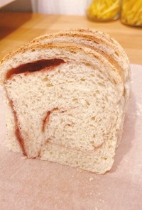 ジャムのマーブルパン