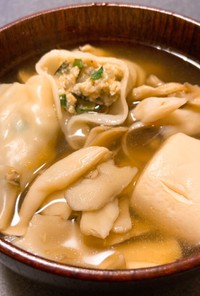 冷凍餃子で簡単スープ(王餃子スープ)