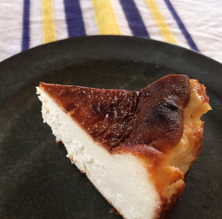 バスクのチーズケーキ ☆サンセバスチャンの画像