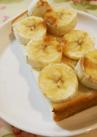すぐに作ってすぐ食べれる！バナナトースト