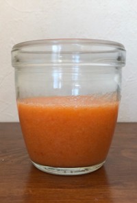 イチゴとオレンジのミックスジュース