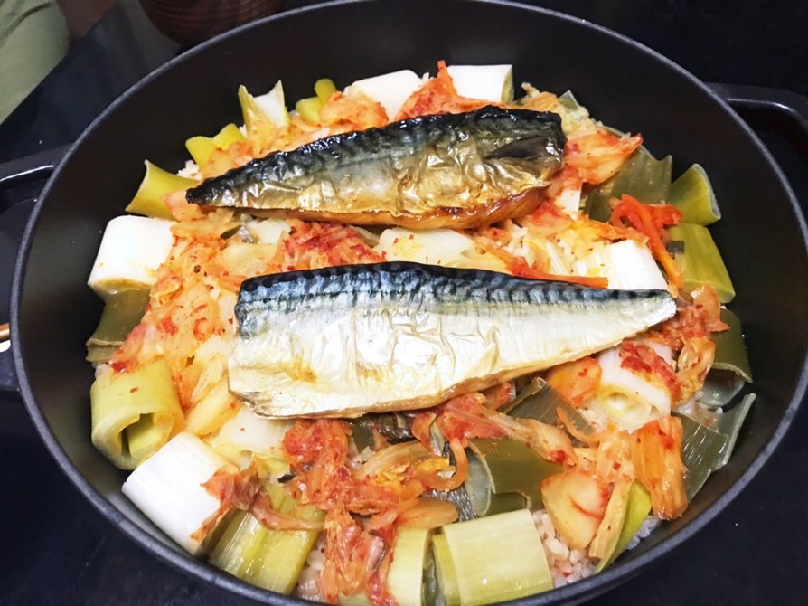 塩鯖と長葱のキムチ炊き込みご飯の画像