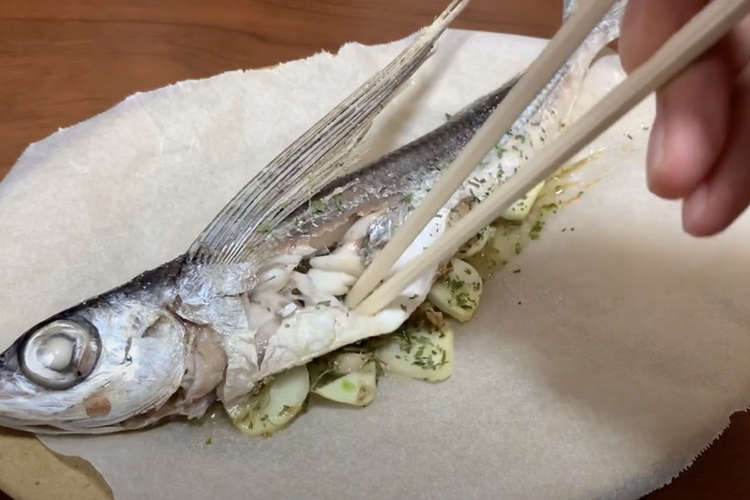 白身魚には万能 飛魚の香草焼き レシピ 作り方 By ミヤサカーナ クックパッド 簡単おいしいみんなのレシピが361万品