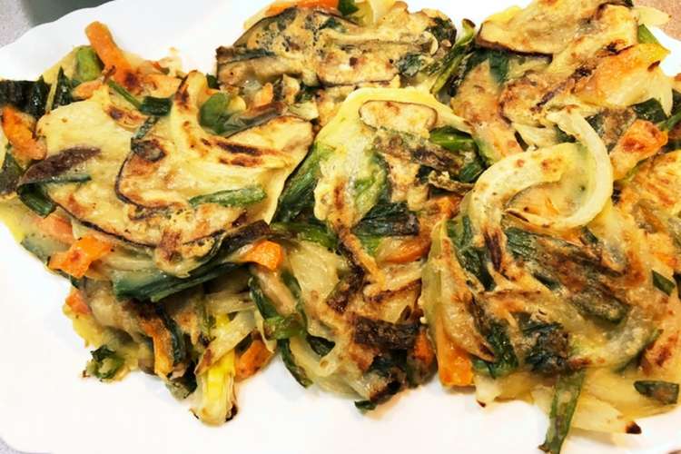 簡単 返しやすいミニチヂミ 野菜多め レシピ 作り方 By じぇにはん クックパッド