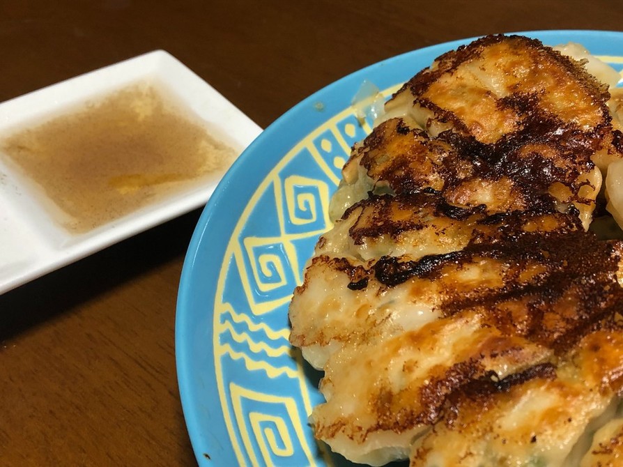 ヘルシー☆鶏ひき肉とパクチーの焼き餃子の画像
