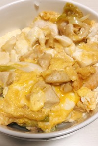 麺つゆで簡単☆鶏胸肉と豆腐の傘増し親子丼