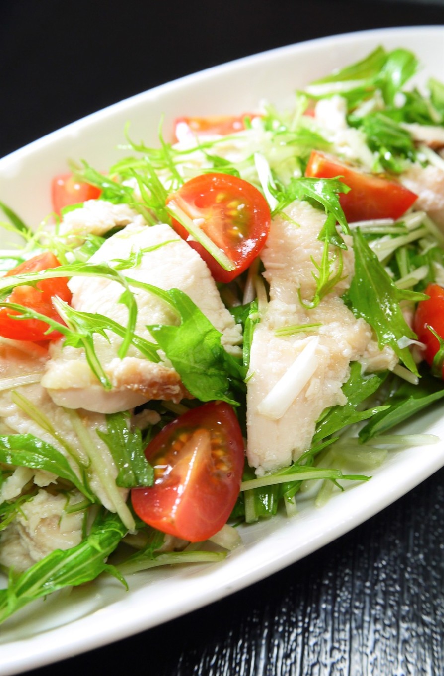 デリ風☆レンジ塩麹鶏むね肉と水菜のサラダの画像