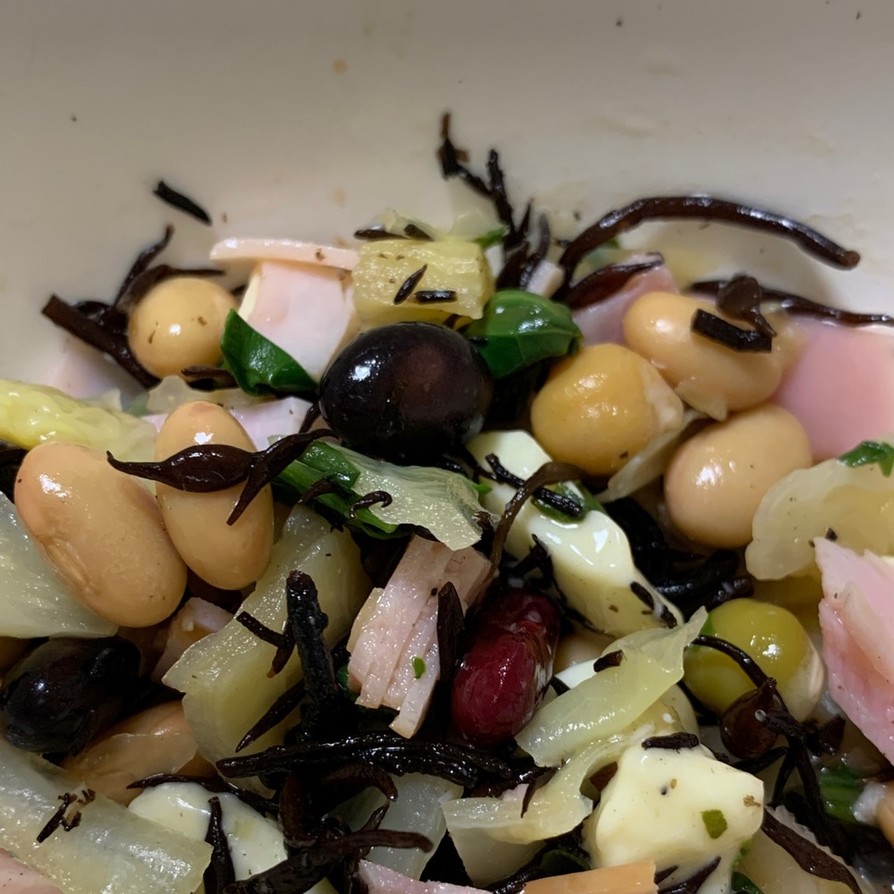 給食のキャベツと豆のサラダレンチン10分の画像