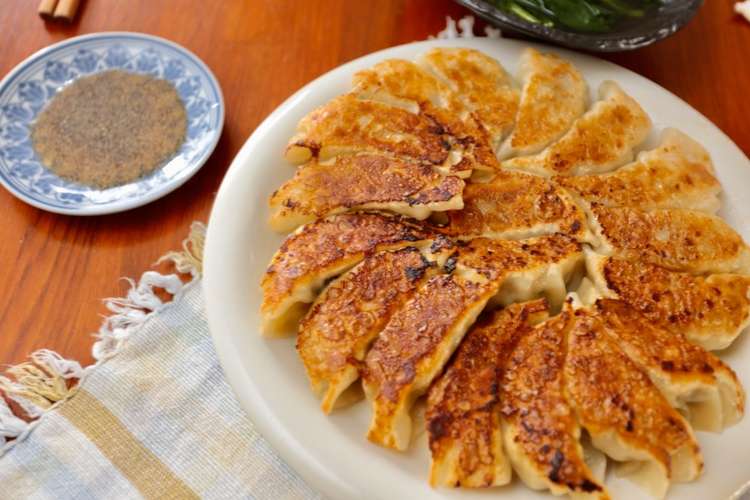 トクナリチャンの基本の焼き餃子 レシピ 作り方 By トクナリチャン クックパッド 簡単おいしいみんなのレシピが361万品