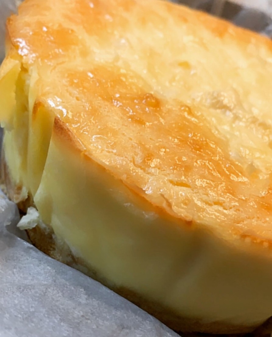 パイナップルとカマンベールのチーズケーキの画像