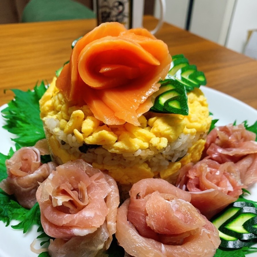 お祝い☆母の日☆薔薇ケーキご飯の画像