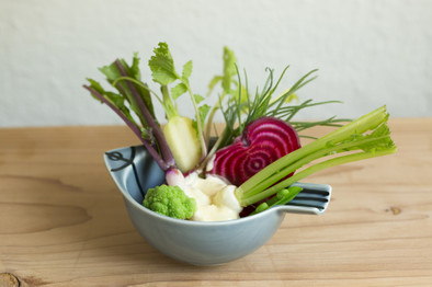 ゆで野菜のサラダ　ポテトディップ添えの写真