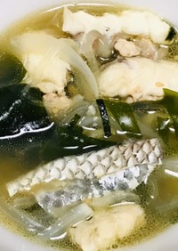 真鯛のあらとお刺身わかめのとろけるスープ