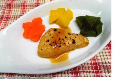 介護食　鮭のバターポン酢ソースの写真