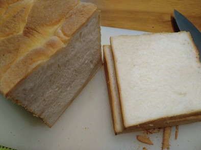 タピオカ粉モッチリ食パン1.5斤HB使用の写真