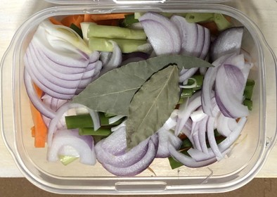 簡単野菜のピクルス(酢漬け)の写真
