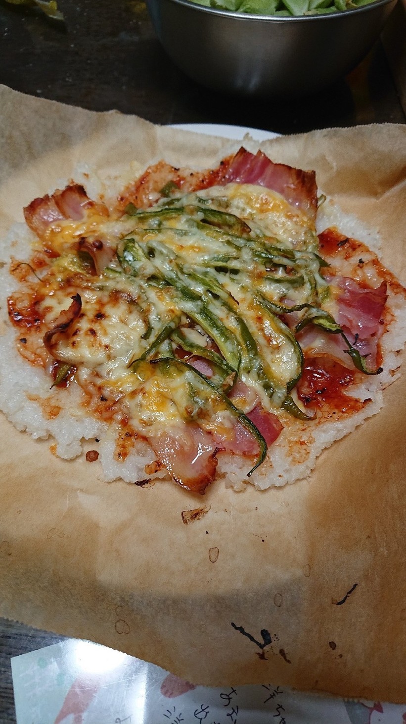 時短　簡単　残りご飯でライスピザ‼️の画像