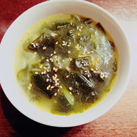 【韓国料理定番】簡単本格わかめスープ
