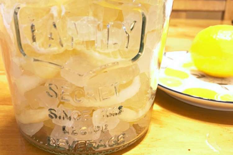 簡単 氷砂糖とレモン 手作りレモネード レシピ 作り方 By Imanam Gy クックパッド 簡単おいしいみんなのレシピが376万品