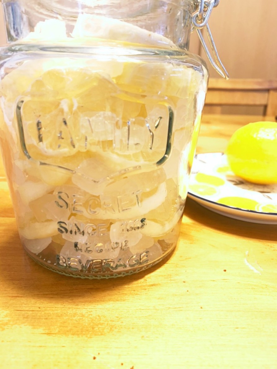 簡単！氷砂糖とレモン 手作りレモネードの画像