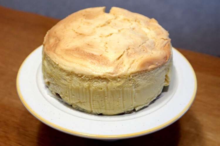 りくろーおじさん風 スフレチーズケーキ レシピ 作り方 By いっぱいのすぷーん クックパッド 簡単おいしいみんなのレシピが349万品
