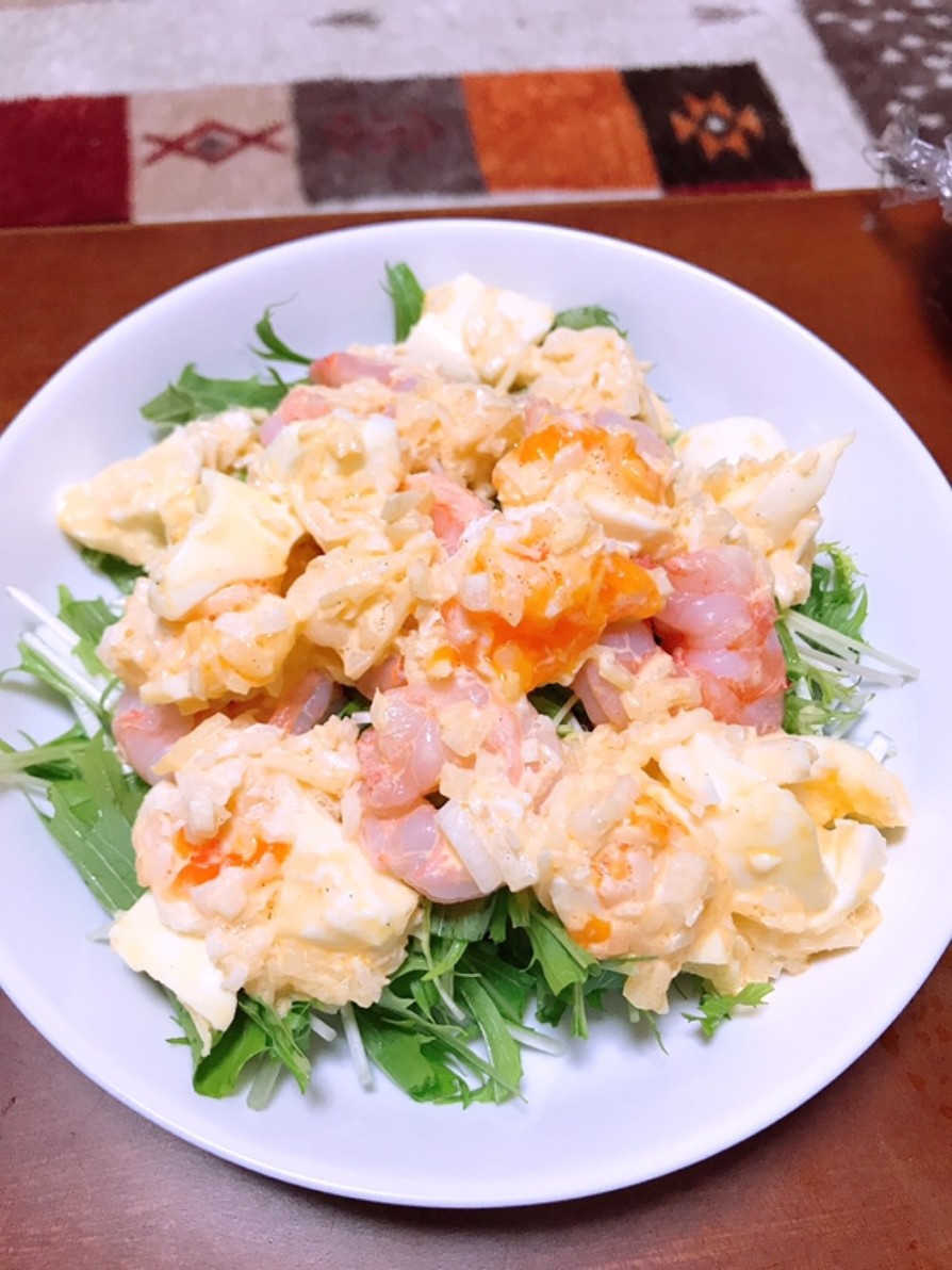 冷やして美味しい♡海老と卵の簡単サラダの画像
