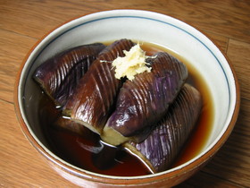 めんつゆでナスの煮浸し
