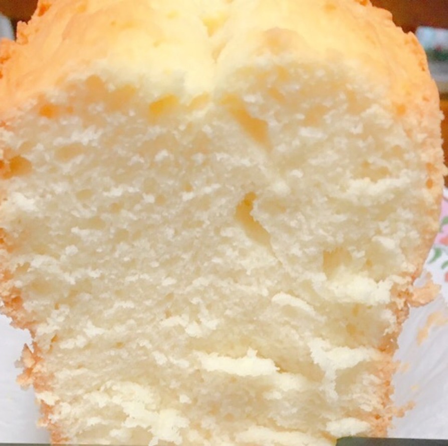 ほんのり甘いパウンドケーキ　卵白消費の画像