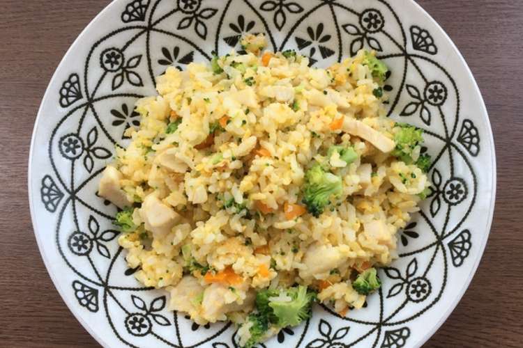 簡単 卵とサラダチキンの具沢山チャーハン レシピ 作り方 By さつきa クックパッド 簡単おいしいみんなのレシピが352万品