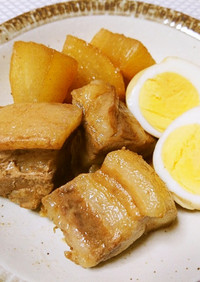 フライパンで簡単♡豚バラ肉と大根の角煮