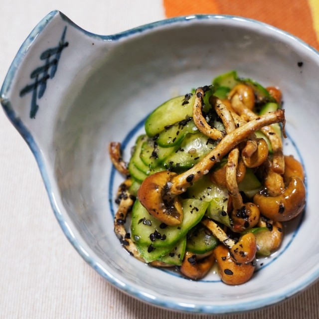 なめこと胡瓜の胡麻甘酢和え レシピ 作り方 By Lliachloe クックパッド 簡単おいしいみんなのレシピが353万品