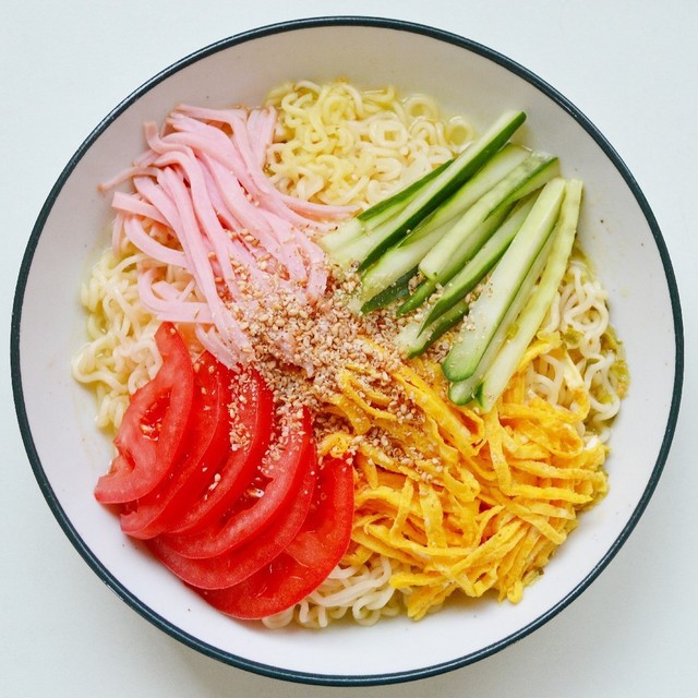 サッポロ一番塩ラーメン 冷やし中華 レシピ 作り方 By カシさん クックパッド 簡単おいしいみんなのレシピが354万品