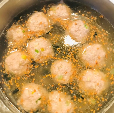 ふわふわ肉団子スープ・中華スープの写真