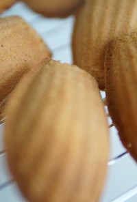香ばしバターの簡単❤️米粉マドレーヌ
