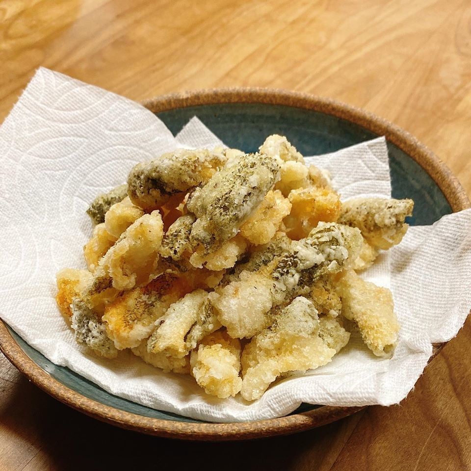 ヒラメの皮のから揚げ レシピ 作り方 By 伸東養魚 クックパッド 簡単おいしいみんなのレシピが356万品