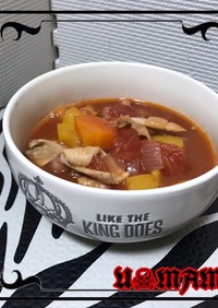 ゴロゴロ野菜と鶏肉の食べるトマトスープ
