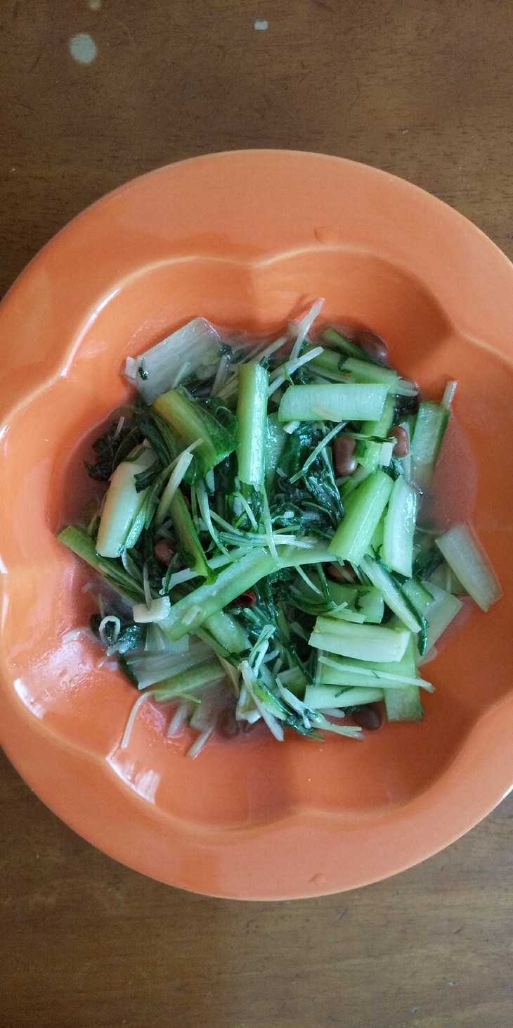 青菜のタイ風炒め (小松菜、水菜で)の画像