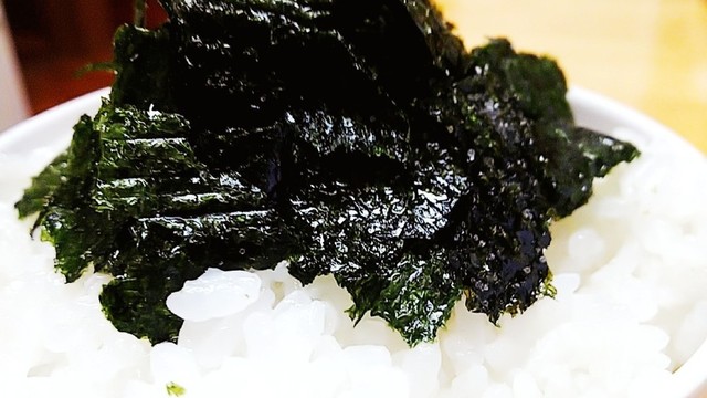 ちぎって混ぜるだけ かんたん韓国海苔 レシピ 作り方 By まんぷくトントン クックパッド 簡単おいしいみんなのレシピが358万品