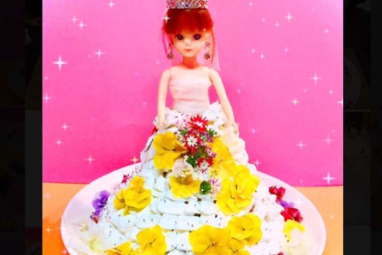 ドールケーキ リカちゃん ドレス 簡単祝 レシピ 作り方 By Mikan515 クックパッド 簡単おいしいみんなのレシピが350万品