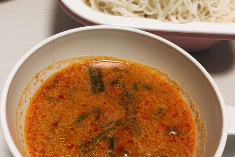 うどん 素麺に ピリ辛ゴマ坦々麺風つけ汁 レシピ 作り方 By たいのごはん クックパッド 簡単おいしいみんなのレシピが354万品